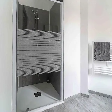 Residence Celest - Studios & Appartements Climatises En Centre Ville Apartment