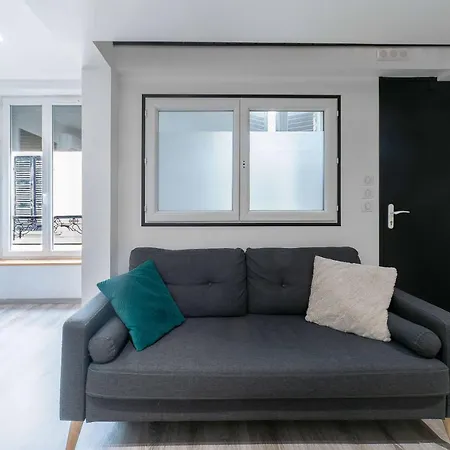 Residence Celest - Studios & Appartements Climatises En Centre Ville *