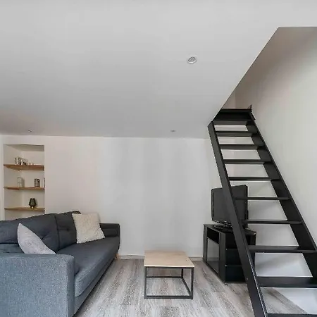 Residence Celest - Studios & Appartements Climatises En Centre Ville *