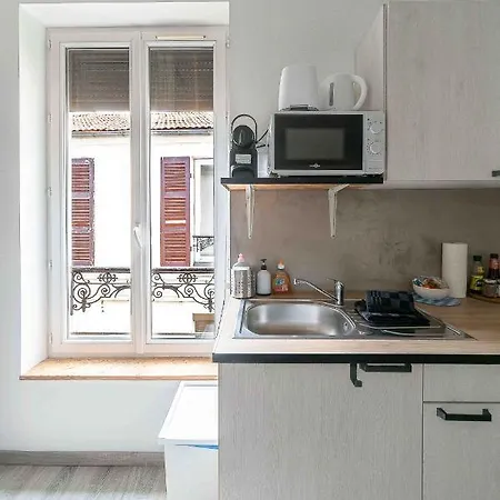 Comfortable Air-Cond Apartment - City Center *