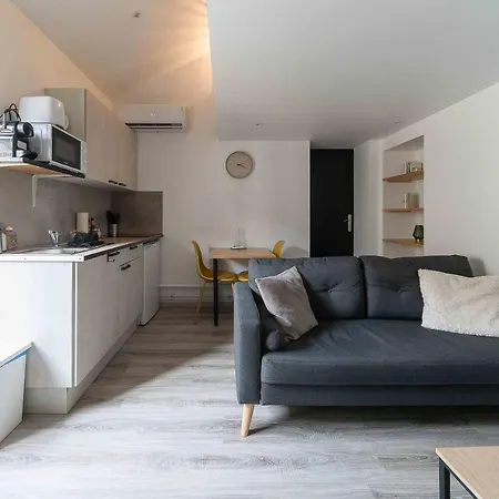 Residence Celest - Studios & Appartements Climatises En Centre Ville Apartment *