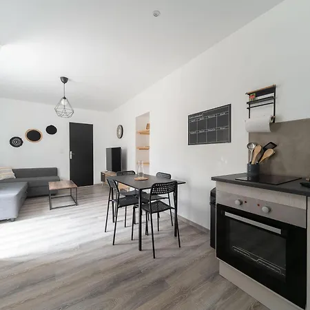 Apartment Le Celest - Climatises - Centre Vichy