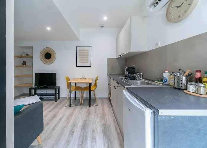 Le Celest - Climatises - Centre Appartement *