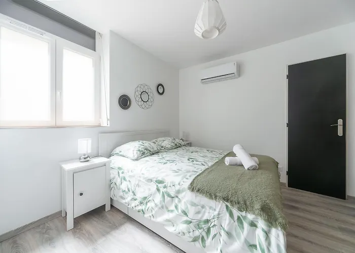 Appartement Le Celest - Climatises - Centre