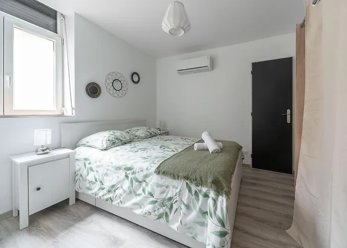 Le Celest - Climatises - Centre *